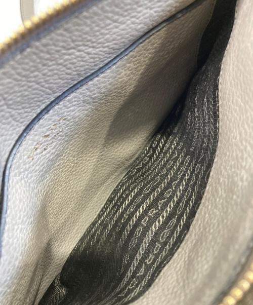 PRADA（プラダ）PRADA (プラダ) ショルダーバッグ グレージュの古着・服飾アイテム