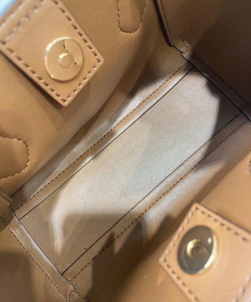 MICHAEL KORS（マイケルコース）MICHAEL KORS (マイケルコース) 2WAYショルダーバッグ ベージュの古着・服飾アイテム