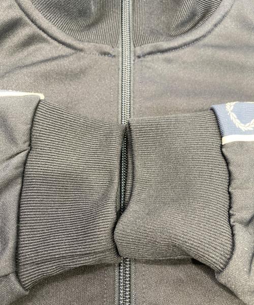 FRED PERRY（フレッドペリー）FRED PERRY (フレッドペリー) トラックジャケット ネイビー サイズ:36の古着・服飾アイテム