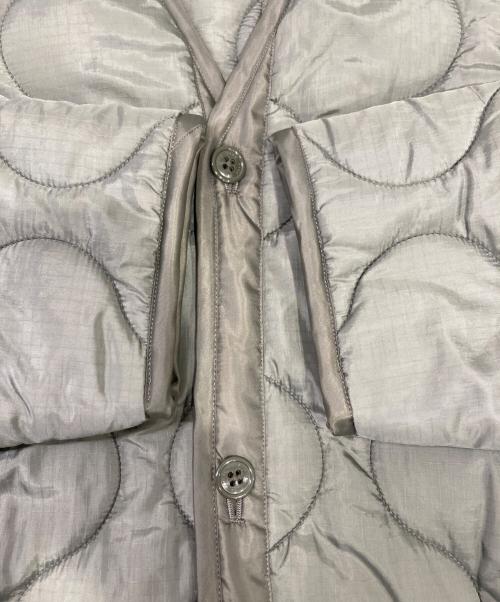 HYKE（ハイク）HYKE (ハイク) QUILTED LINER COAT オリーブ サイズ:3の古着・服飾アイテム