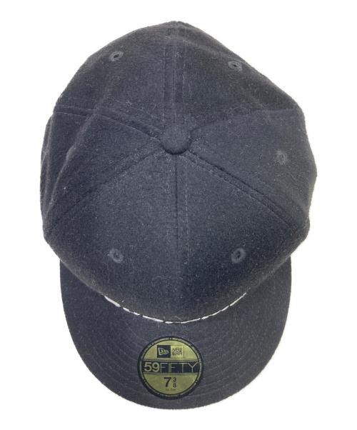 SUPREME（シュプリーム）Supreme (シュプリーム) New Era (ニューエラ) キャップ ブラック サイズ:7 3/8の古着・服飾アイテム