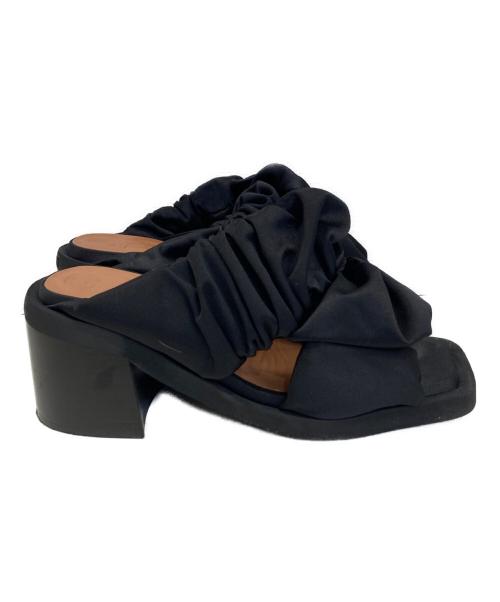 GANNI（ガニー）Ganni (ガニー) Ruched Satin Mules ブラック サイズ:37の古着・服飾アイテム