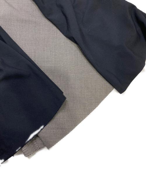 COMME des GARCONS（コムデギャルソン）COMME des GARCONS (コムデギャルソン) スカート グレー×ブラック サイズ:表記無しの古着・服飾アイテム