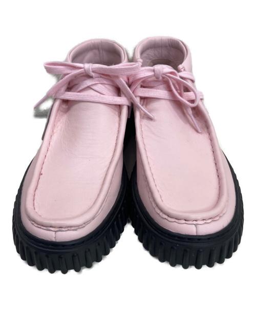CLARKS ORIGINALS（クラークス オリジナルズ）CLARKS ORIGINALS (クラークス オリジナルズ) MARTINE ROSE (マーティン・ローズ) TORHILLブーツ ピンク サイズ:25.5の古着・服飾アイテム