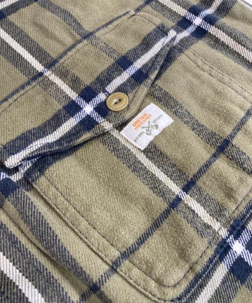 DIESEL（ディーゼル）DIESEL (ディーゼル) 襟レザーチェックシャツ オリーブ サイズ:Lの古着・服飾アイテム