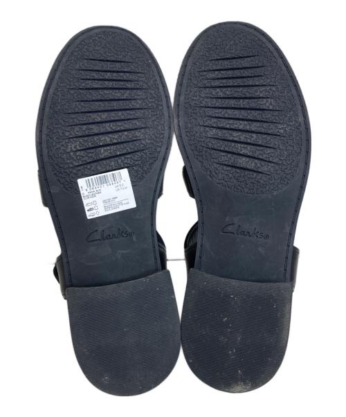 CLARKS（クラークス）CLARKS (クラークス) グルカサンダル ホワイト サイズ:23.5の古着・服飾アイテム