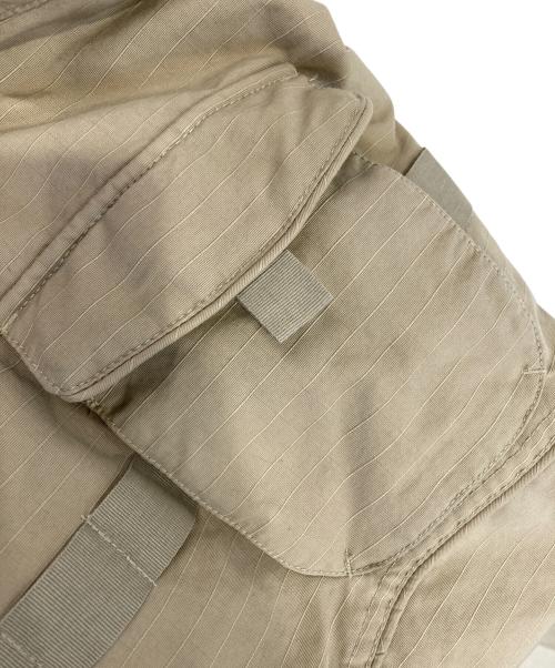 OAKLEY（オークリー）OAKLEY (オークリー) 3Dカットフーデッドジャケット ベージュ サイズ:Lの古着・服飾アイテム