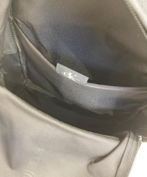Calvin Klein Jeans（カルバンクラインジーンズ）Calvin Klein Jeans (カルバンクラインジーンズ) ロゴリュック ブラックの古着・服飾アイテム