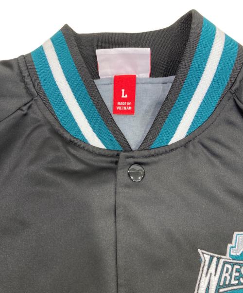 MITCHELL & NESS（ミッチェルアンドネス）MITCHELL & NESS (ミッチェルアンドネス) サテンブルゾン ブラック サイズ:Ｌの古着・服飾アイテム