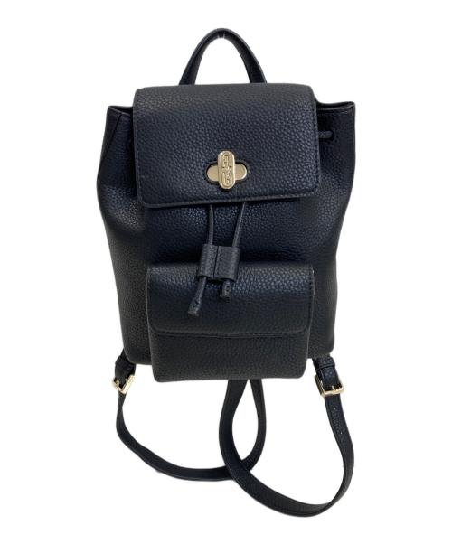 FURLA（フルラ）FURLA (フルラ) ダナエ レザー スモールフラップバックパック ブラックの古着・服飾アイテム