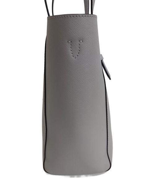 MICHAEL KORS（マイケルコース）MICHAEL KORS (マイケルコース) CHARLOTTE 3 IN 1 トート ラージ グレーの古着・服飾アイテム