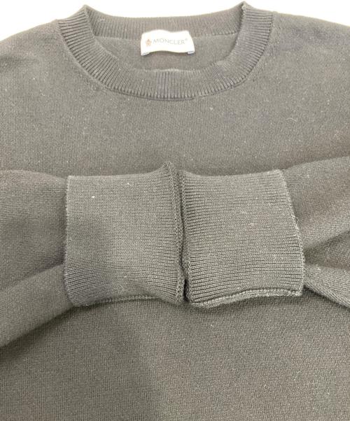 MONCLER（モンクレール）MONCLER (モンクレール) EMBROIDERED MONOGRAM COTTON SWEATER ブラック サイズ:Mの古着・服飾アイテム