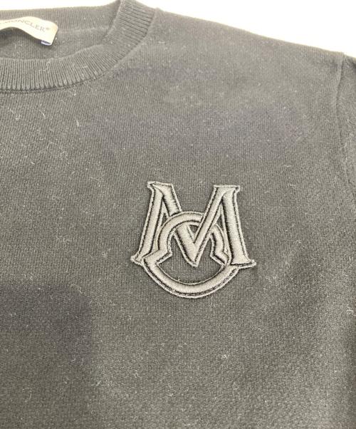 MONCLER（モンクレール）MONCLER (モンクレール) EMBROIDERED MONOGRAM COTTON SWEATER ブラック サイズ:Mの古着・服飾アイテム