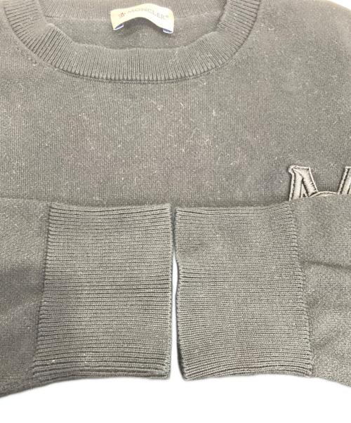 MONCLER（モンクレール）MONCLER (モンクレール) EMBROIDERED MONOGRAM COTTON SWEATER ブラック サイズ:Mの古着・服飾アイテム