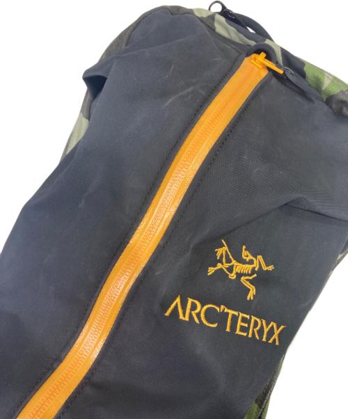 ARC'TERYX（アークテリクス）ARC'TERYX (アークテリクス) BEAMS (ビームス) デイパック ブラック×グリーンの古着・服飾アイテム