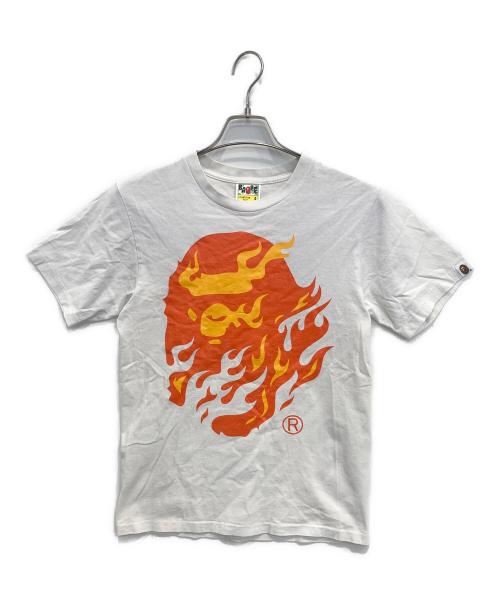A BATHING APE（アベイシングエイプ）A BATHING APE (アベイシングエイプ) Flame Ape Head Tee ホワイト サイズ:Sの古着・服飾アイテム