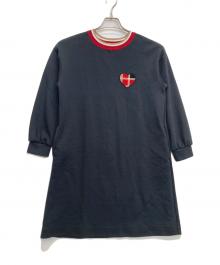 BLUE LABEL CRESTBRIDGE（ブルーレーベルクレストブリッジ）の古着「ハートワッペンスウェットワンピース」｜ブラック