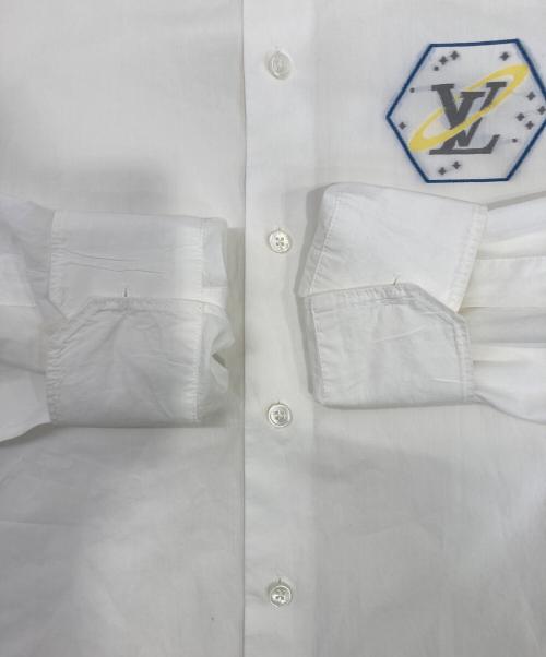 LOUIS VUITTON（ルイ ヴィトン）LOUIS VUITTON (ルイ ヴィトン) Space Badge Shirt ホワイト サイズ:Mの古着・服飾アイテム