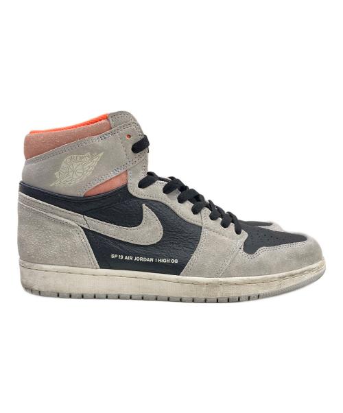 NIKE（ナイキ）NIKE (ナイキ) スニーカー グレー サイズ:US10.5の古着・服飾アイテム