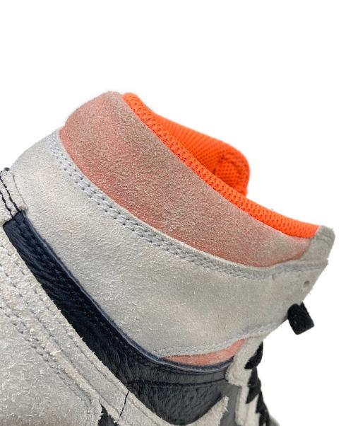 NIKE（ナイキ）NIKE (ナイキ) スニーカー グレー サイズ:US10.5の古着・服飾アイテム