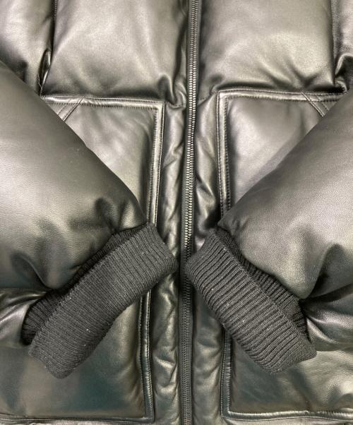 MONCLER（モンクレール）MONCLER (モンクレール) Aisneオールレザーダウンジャケット ブラック サイズ:4の古着・服飾アイテム
