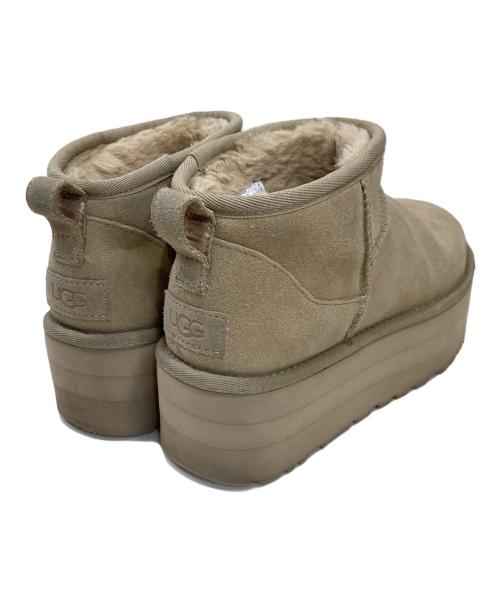 UGG（アグ）UGG (アグ) Classic Ultra Mini Platform ベージュ サイズ:24の古着・服飾アイテム