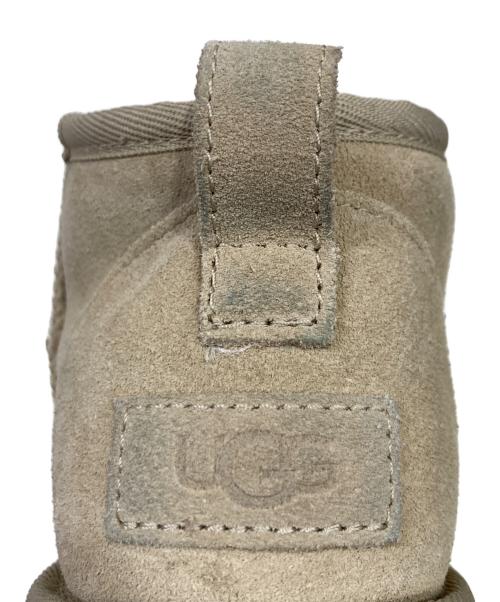 UGG（アグ）UGG (アグ) Classic Ultra Mini Platform ベージュ サイズ:24の古着・服飾アイテム