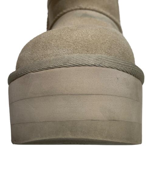 UGG（アグ）UGG (アグ) Classic Ultra Mini Platform ベージュ サイズ:24の古着・服飾アイテム