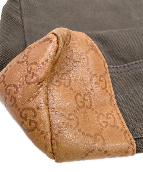 GUCCI（グッチ）GUCCI (グッチ) キャンバスショルダーバッグ ブラウンの古着・服飾アイテム