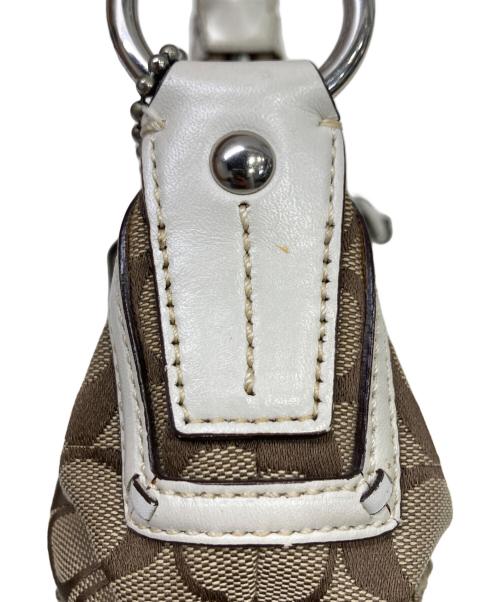COACH（コーチ）COACH (コーチ) シグネチャーホーボーバッグ ベージュ サイズ:-の古着・服飾アイテム