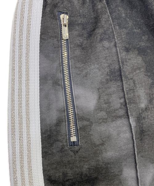 Needles（ニードルズ）Needles (ニードルズ) TRACK PANTS – POLY TIE DYE グレー サイズ:XSの古着・服飾アイテム