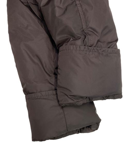 MONCLER（モンクレール）MONCLER (モンクレール) ファーダウンジャケット ブラウンの古着・服飾アイテム