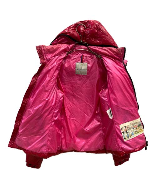 MONCLER（モンクレール）MONCLER (モンクレール) フーデッドダウンジャケット レッドの古着・服飾アイテム