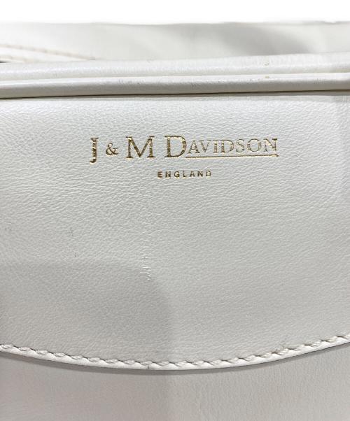 J&M DAVIDSON（ジェイ＆エム デヴィッドソン）J&M DAVIDSON (ジェイ＆エム デヴィッドソン) ハンドバッグ ホワイトの古着・服飾アイテム