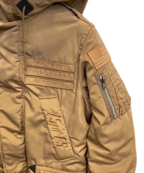 AVIREX（アヴィレックス）AVIREX (アヴィレックス) タイガーシャークス N-3B ジャケット ブラウン サイズ:Mの古着・服飾アイテム