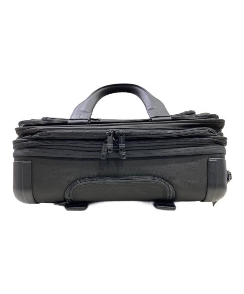 TUMI（トゥミ）TUMI (トゥミ) Alpha 2 4 Wheeled Deluxe Brief with Laptop Case ブラック サイズ:-の古着・服飾アイテム
