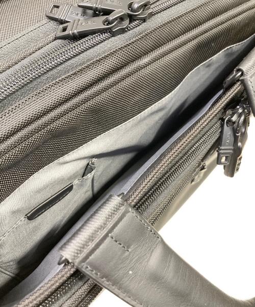 TUMI（トゥミ）TUMI (トゥミ) Alpha 2 4 Wheeled Deluxe Brief with Laptop Case ブラック サイズ:-の古着・服飾アイテム