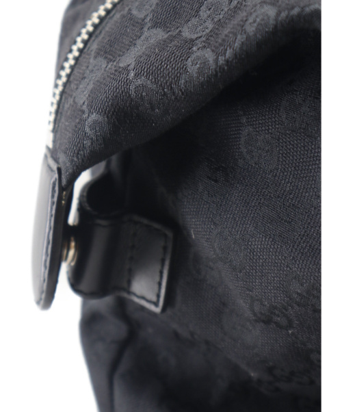 GUCCI（グッチ）GUCCI (グッチ) GGキャンバス ボストンバッグ ブラック 520981の古着・服飾アイテム