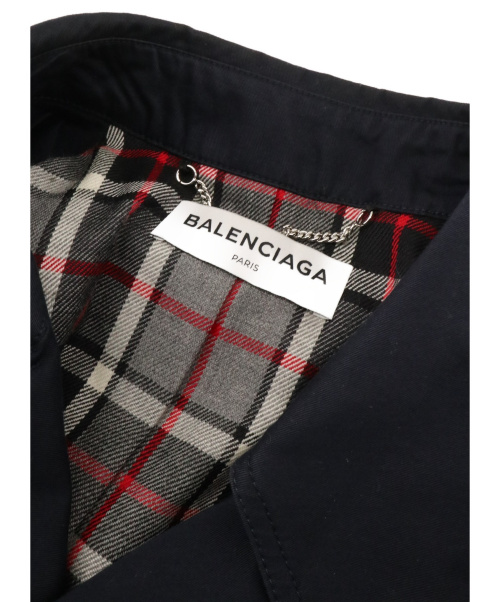 BALENCIAGA（バレンシアガ）BALENCIAGA (バレンシアガ) アシンメトリープルドトレンチコート ネイビー サイズ:34 ユニセックス着用可の古着・服飾アイテム