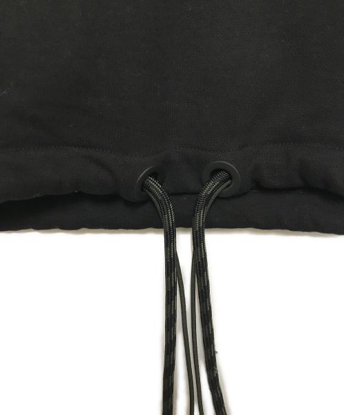 FENDI（フェンディ）FENDI (フェンディ) クロップドスウェット ブラック サイズ:XSの古着・服飾アイテム