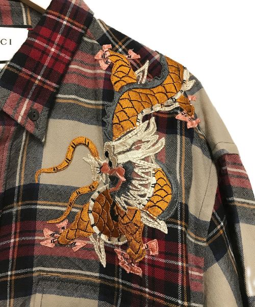 GUCCI（グッチ）GUCCI (グッチ) ドラゴン刺繍チェックシャツ レッド サイズ:43の古着・服飾アイテム