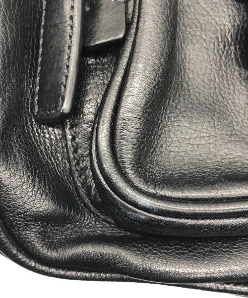 PRADA（プラダ）PRADA (プラダ) レザーショルダーバッグ ブラックの古着・服飾アイテム