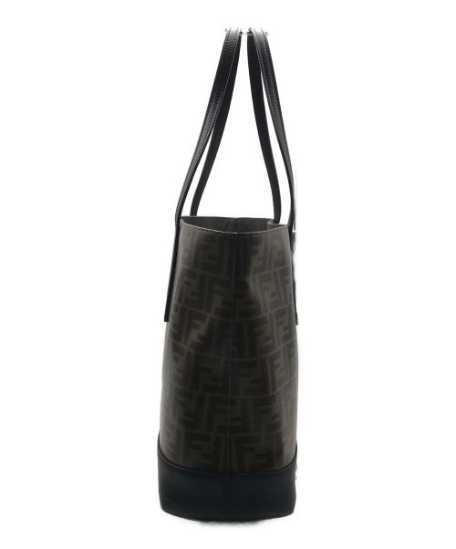 FENDI（フェンディ）FENDI (フェンディ) ズッカ柄PVCトートバッグ ブラウンの古着・服飾アイテム