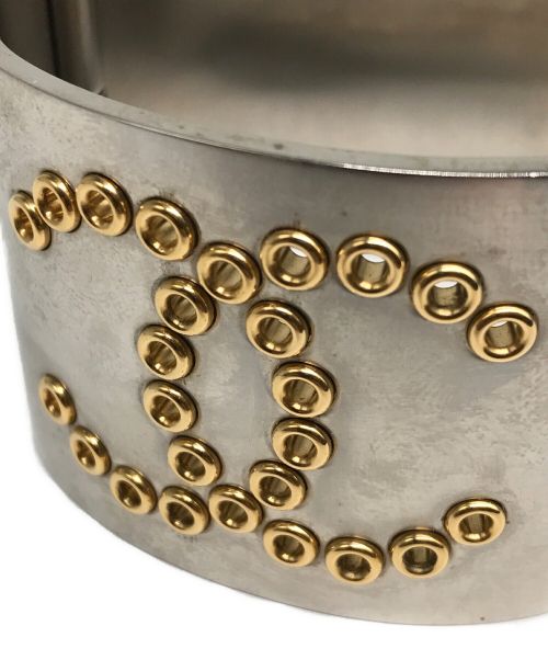 CHANEL（シャネル）CHANEL (シャネル) ココマークメタルバングル シルバーの古着・服飾アイテム