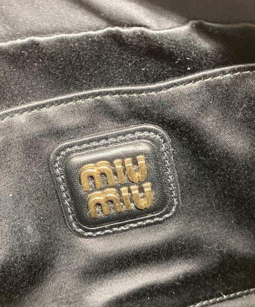 MIU MIU（ミュウミュウ）MIU MIU (ミュウミュウ) マテラッセ2wayショルダーバッグ ブラックの古着・服飾アイテム