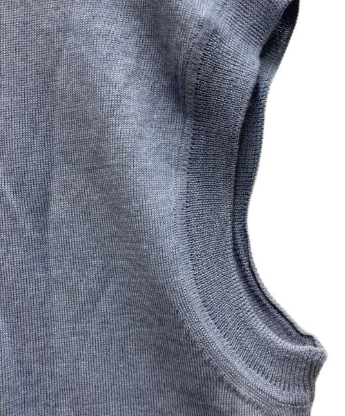 HERMES（エルメス）HERMES (エルメス) カシミヤシルクVネック刺繍ニットベスト ブルー サイズ:36の古着・服飾アイテム