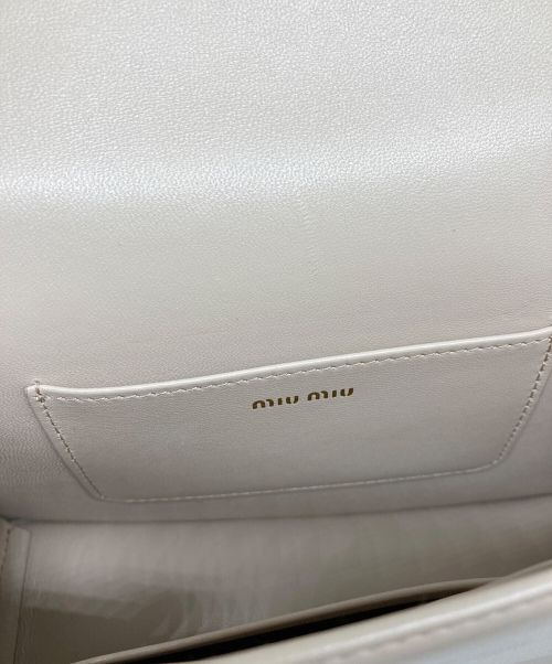 MIU MIU（ミュウミュウ）MIU MIU (ミュウミュウ) マテラッセレザー ミニバッグ ピンクの古着・服飾アイテム
