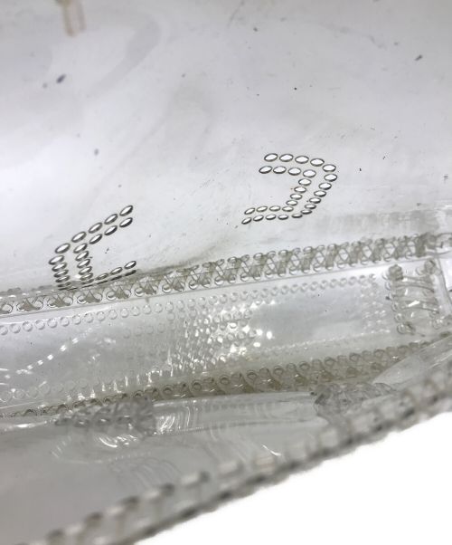 Mame Kurogouchi（マメクロゴウチ）Mame Kurogouchi (マメクロゴウチ) クラッチバッグ ホワイトの古着・服飾アイテム