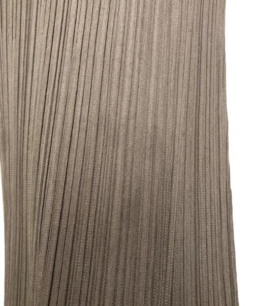 PLEATS PLEASE（プリーツプリーズ）PLEATS PLEASE (プリーツプリーズ) プリーツノースリーブワンピース ブラウン サイズ:不明の古着・服飾アイテム