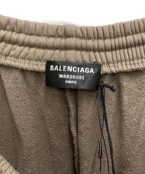 BALENCIAGA（バレンシアガ）BALENCIAGA (バレンシアガ) ロゴ刺繍スウェットショーツ ベージュ サイズ:XXSの古着・服飾アイテム